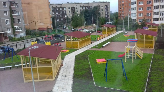 Площадки для игр и прогулок